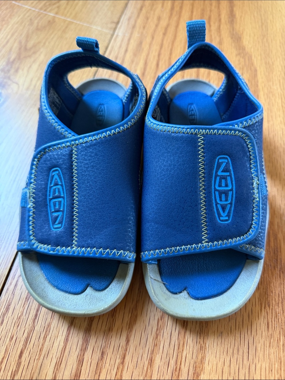 Keen Kids Blue Hook-and-Loop Closed-Toe Sandals 11T easy on and off!  💙 ☀️ 🌊